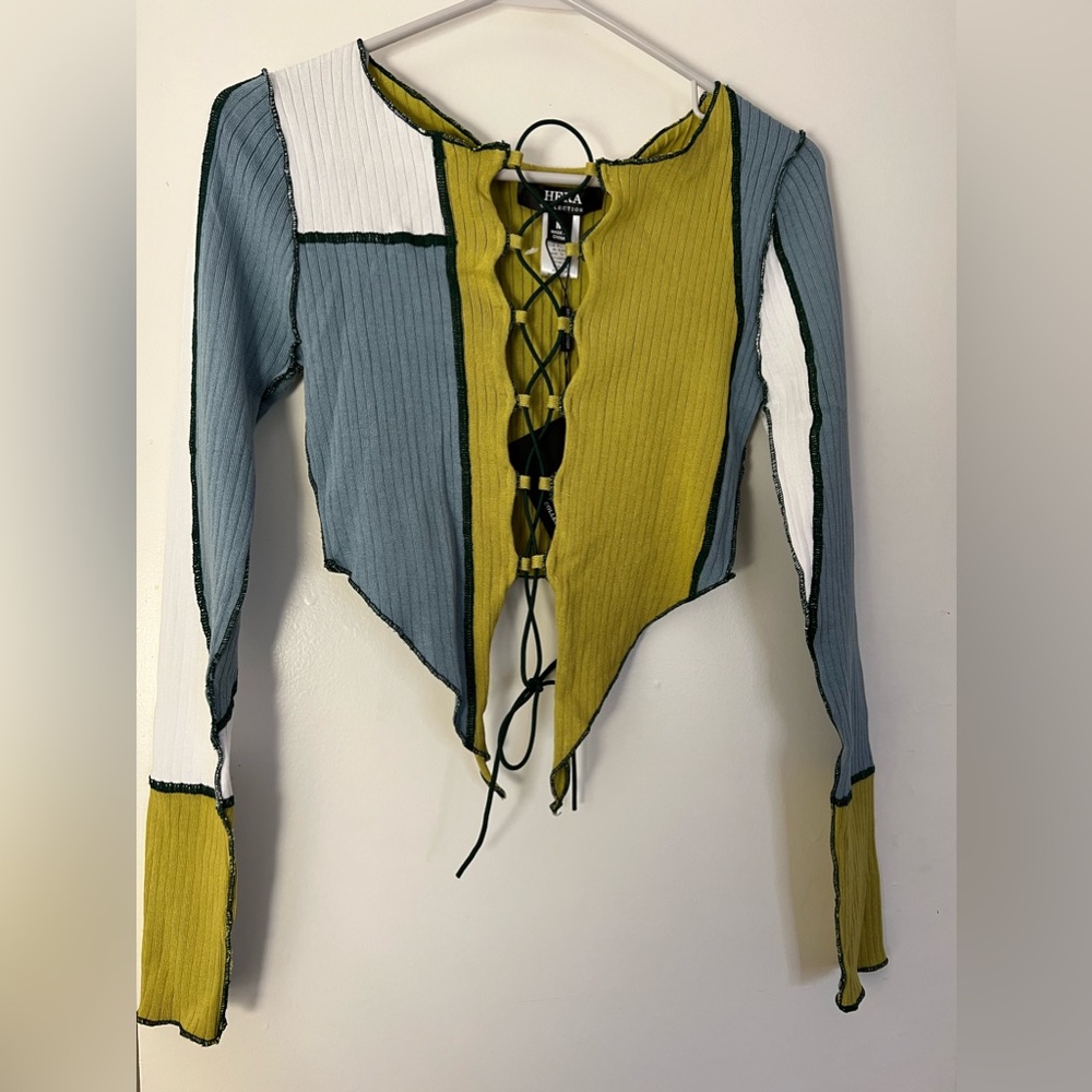 Tops - Picture 2 of 2